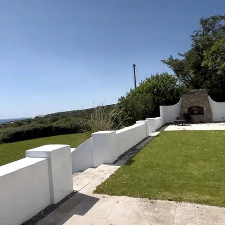 Mara House